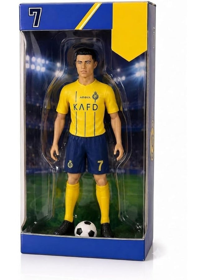 First Choice مجسم لاعب كرة القدم كريستيانو رونالدو بزي نادي النصر السعودي، تمثال ديكور واقعي عالي التفاصيل مع قاعدة ثابتة وكرة قدم، مجسم تذكاري مثالي لتزيين المكاتب والغرف، ارتفاع 24 سم - Image 1