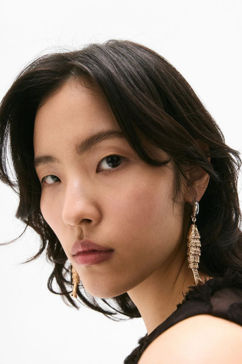 H&M Fish-pendant earrings