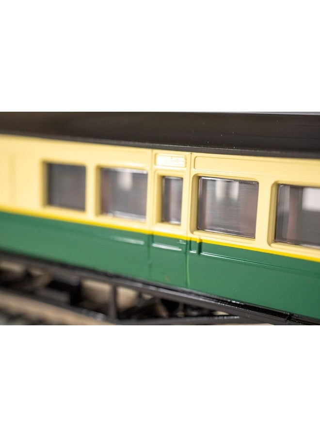 Bachmann Trains - THOMAS & FRIENDS™ GORDON'S COMPOSITE COACH - HO Scale - Image 3