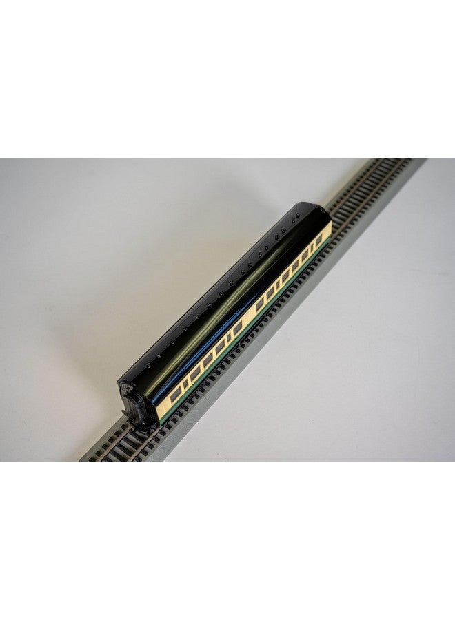 Bachmann Trains - THOMAS & FRIENDS™ GORDON'S COMPOSITE COACH - HO Scale - Image 5