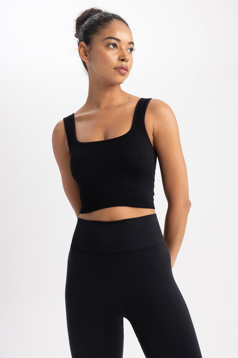 DeFacto Woman DeFactoFit Crew Neck Seamless Sports Bra - Image 5