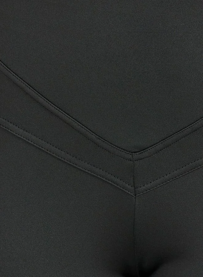 Styli Seam Contour Detail Leggings