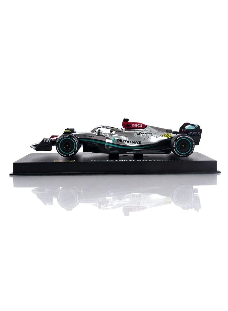 Mercedes AMG Petronas F1 Team W13 (2022): 1:43 Scale Model Car, 44 Lewis Hamilton, With Driver, Hard Case, Silver (18-38066H)