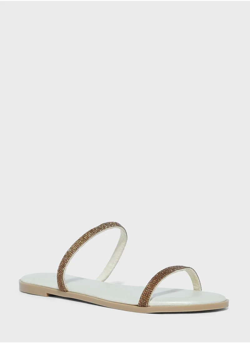 فينتشي Double Strap Flat Sandals