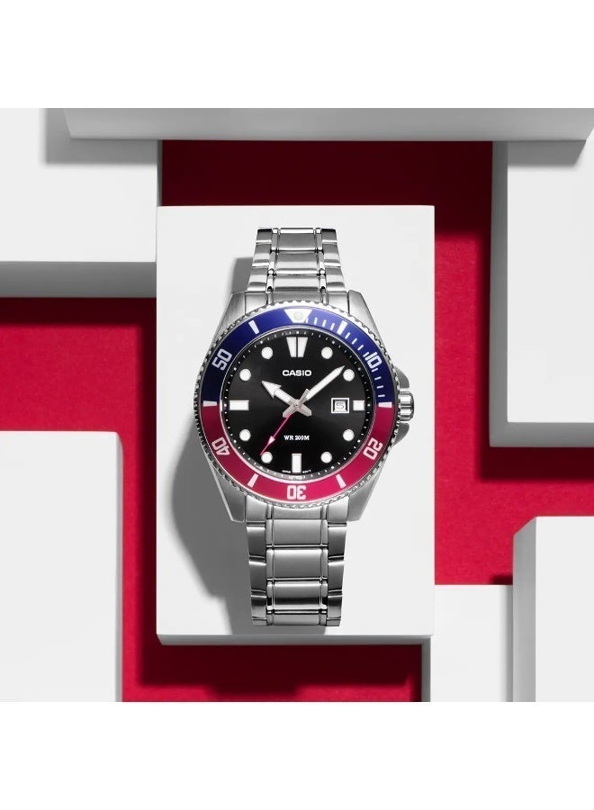 كاسيو ساعة كاسيو للرجال MDV-107D-1A3V من الستانلس ستيل – مقاومة للماء حتى 200 متر، قرص أسود، عرض التاريخ - Image 2