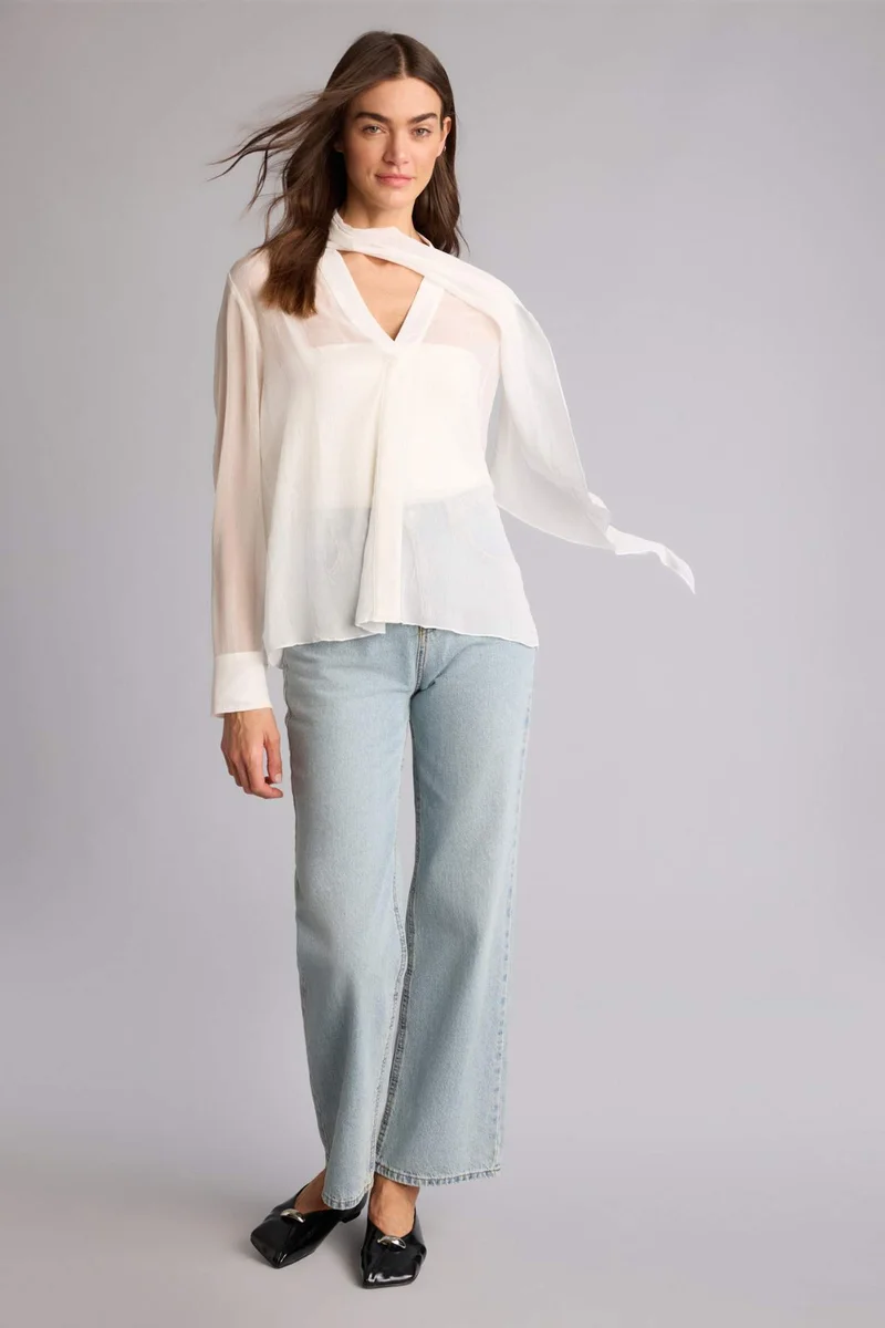 ديفاكتو Regular Fit Shawl Collar Long Sleeve Blouse