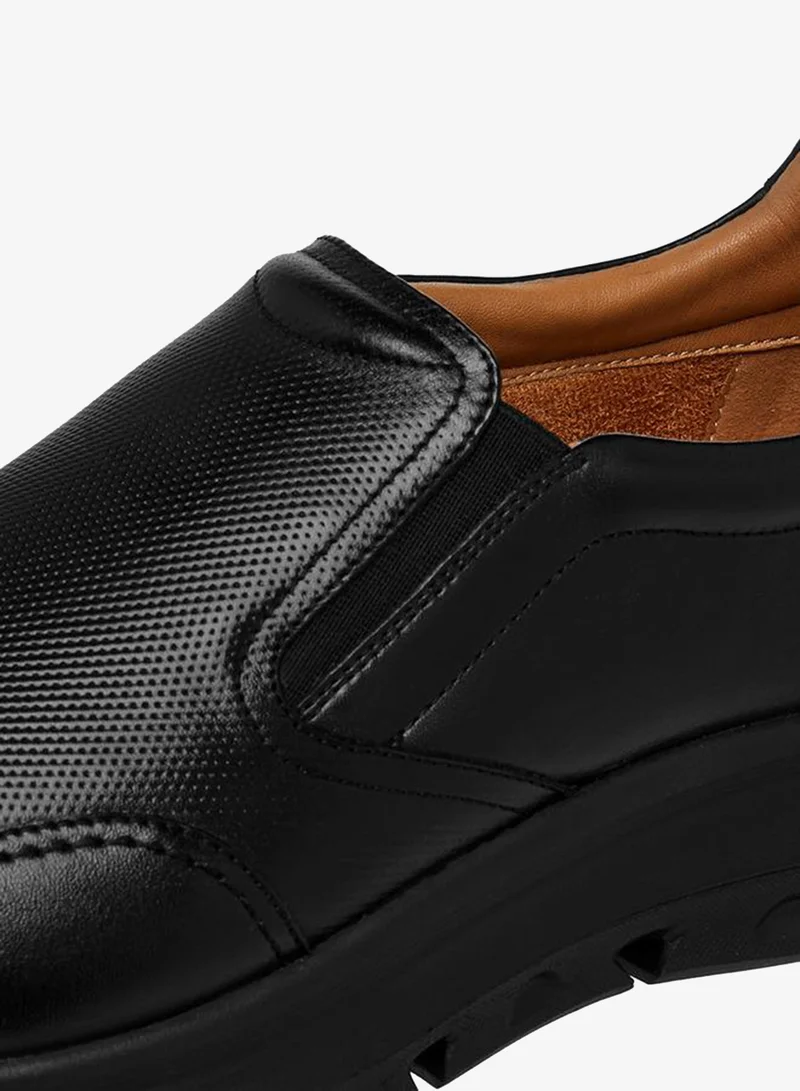 DUCHINI Men Textured Slip-On Leather Loafers