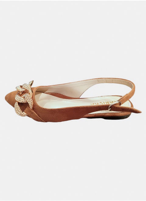 Fashionable Pointed Style
