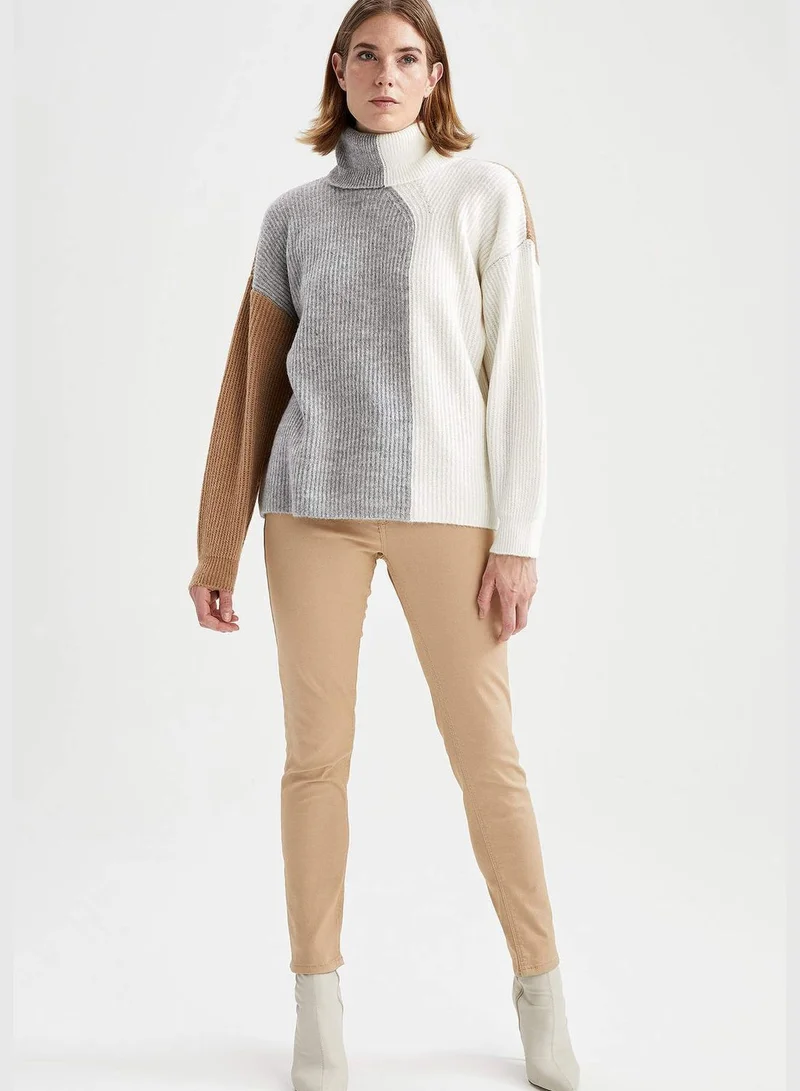 ديفاكتو Geometric Multi Coloured Turtleneck Oversize Fit Extra Soft Knitwear Tunic