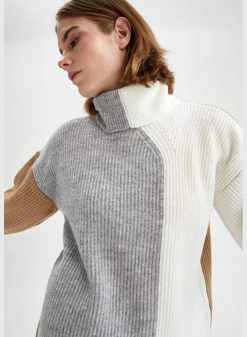 ديفاكتو Geometric Multi Coloured Turtleneck Oversize Fit Extra Soft Knitwear Tunic