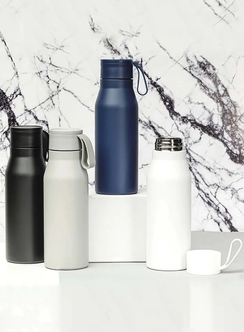 Hans Larsen R-NEBRA - CHANGE Collection Recycled Stainless Steel Vacuum Bottle with Loop - Navy Blue