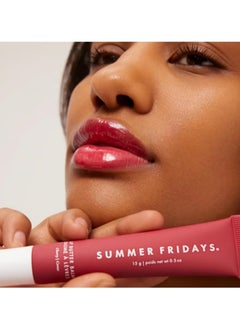سامر فرايدايز بلسم الشفاه من Summer Fridays - ماسك الشفاه المرطب وبلسم الشفاه للترطيب الفوري واللمعان والترطيب - لون شفاف، عناية مهدئة بالشفاه - كرز (0.5 أونصة)  - Image 2
