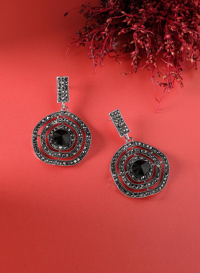 SOHI Embellished Lined Circular Artificial Drop Earring Jewellery - Image 5