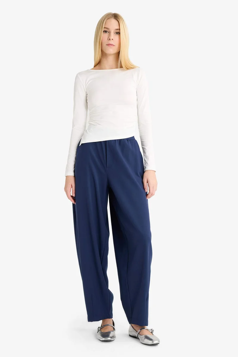 ديفاكتو Balloon Fit Regular Waist Trousers