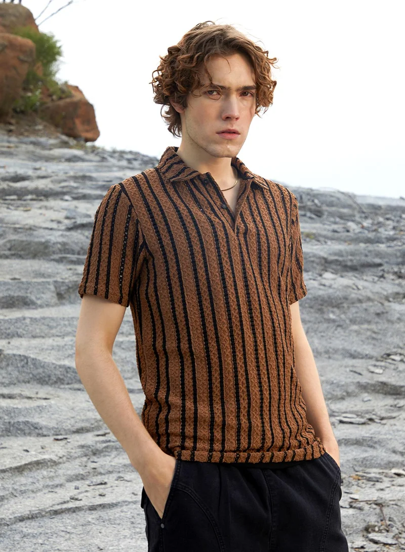 كامبوس سوترا Men's Sienna Brown & Onyx Black Tactile-Striped Polo T-Shirt