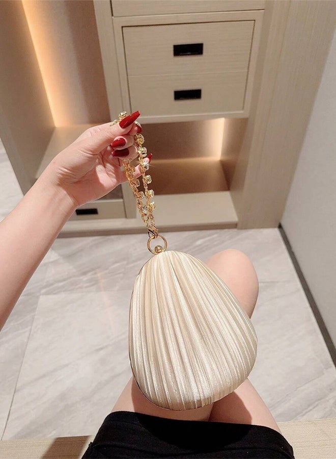 حقيبة سهرة أنيقة بلون المشمش، بتصميم دمعة مطوية وحزامين، وسلسلة كريستالية قصيرة فاخرة وسلسلة معدنية رفيعة للكتف، مناسبة للحفلات، والفساتين الرسمية، وحفلات التخرج، وحفلات الزفاف. - Image 4