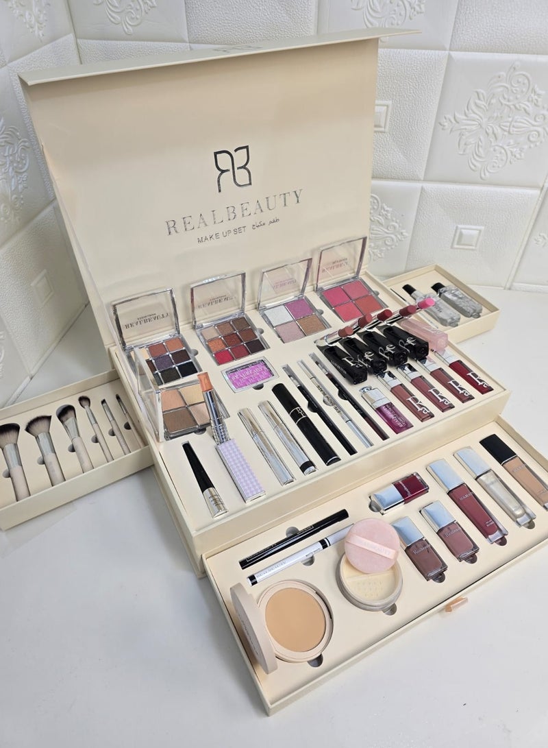 REAL BEAUTY Realbeauty Makeup Set - Image 1