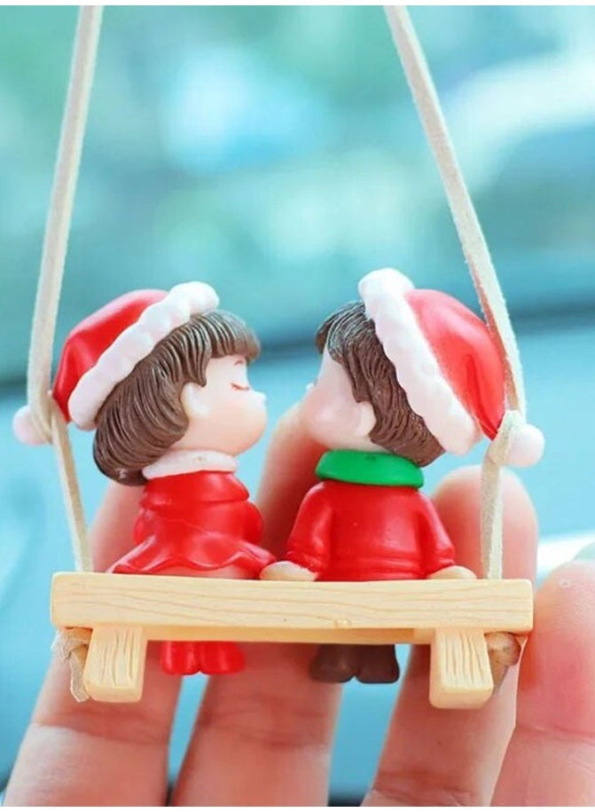 قلادة مرآة السيارة فريدة وجذابة على شكل شخصين يتمرجحون - Image 2