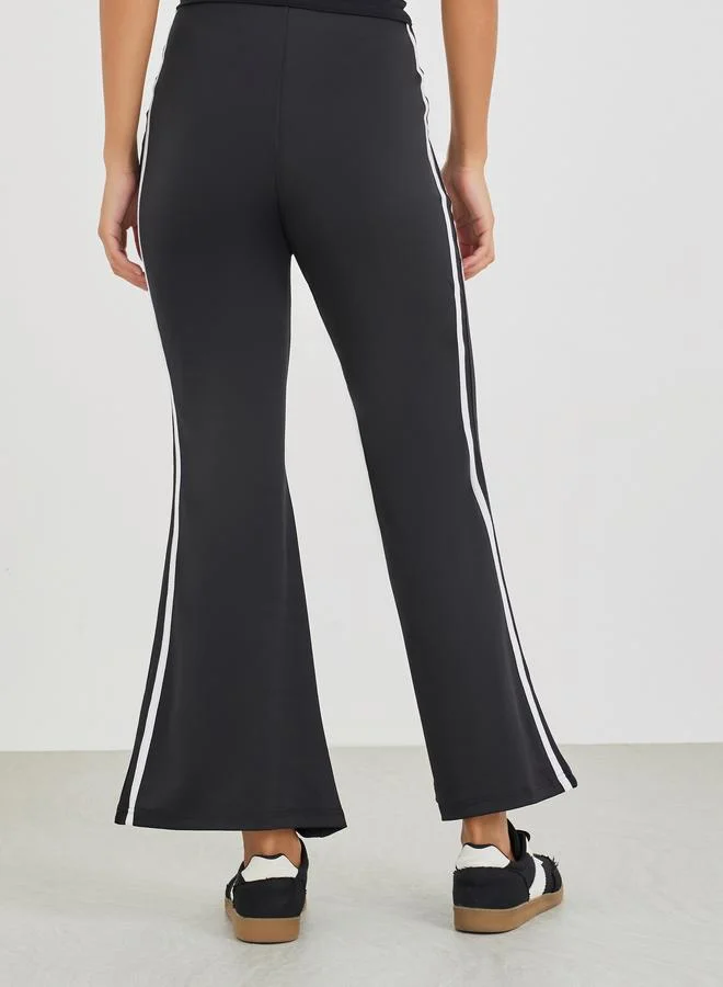 Styli Styli Fit and Flare Leggings with Side Stripes