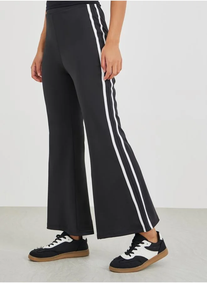 ستايلي Styli Fit and Flare Leggings with Side Stripes