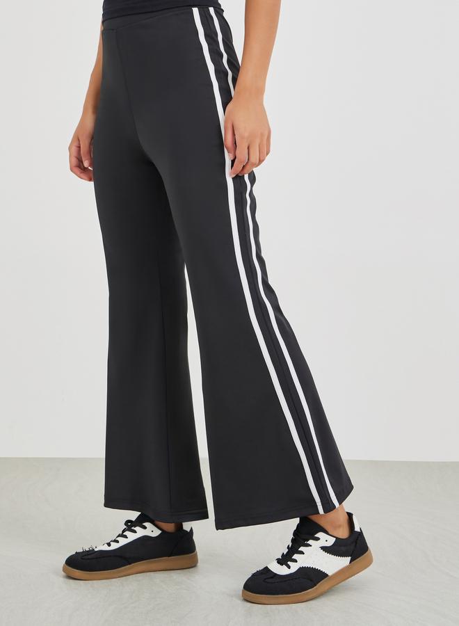 Styli Styli Fit and Flare Leggings with Side Stripes  - Image 2