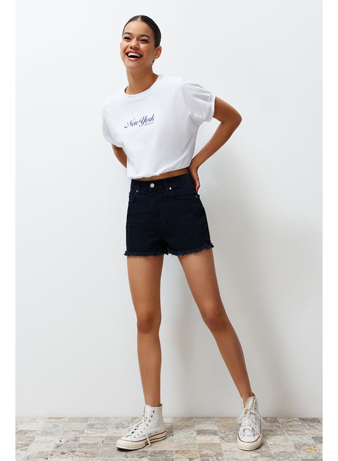 trendyol Midnight Black Shorts & Bermuda TWOSS22SR00047  - Image 4