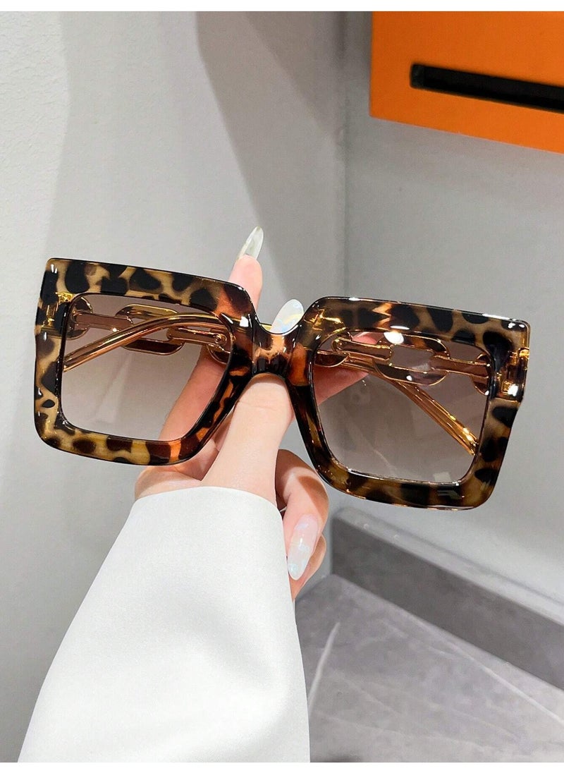 شي إن Plastic Frame Square Fashion Glasses  - Image 1