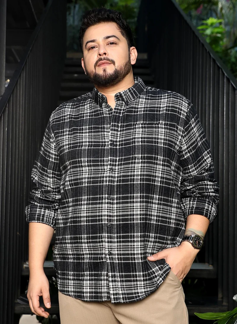 Instafab Plus Men Button-Down Static-Plaid Shirt | Button-Down Collar, Long Button-Cuff Sleeves | Button Closure, Curved Hem | Plaid Jacquard | Woven Fabric For Plus Size Casual & Daily Wear | Black