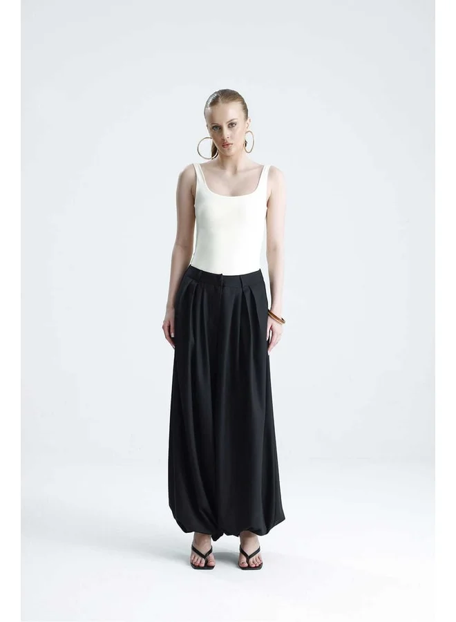 GACACOLLECTION SOLE Black Elastic-Cuffed Harem Pants