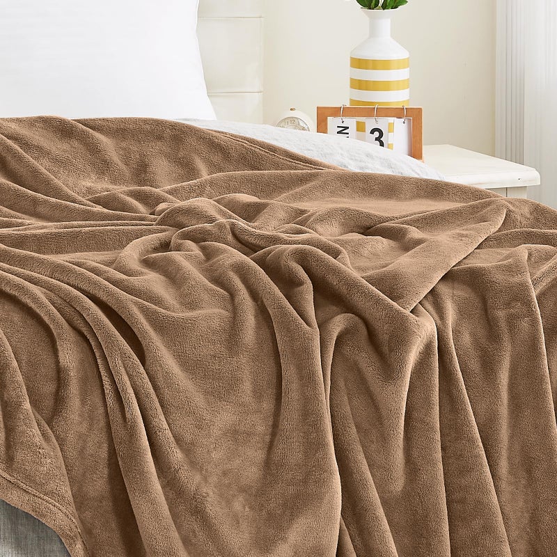 KMUSET Brown Fleece Throw Blanket for Couch - Warm Cozy Soft Lightweight Blankets All Seasons Suitable 50 x 60 inches - Image 2