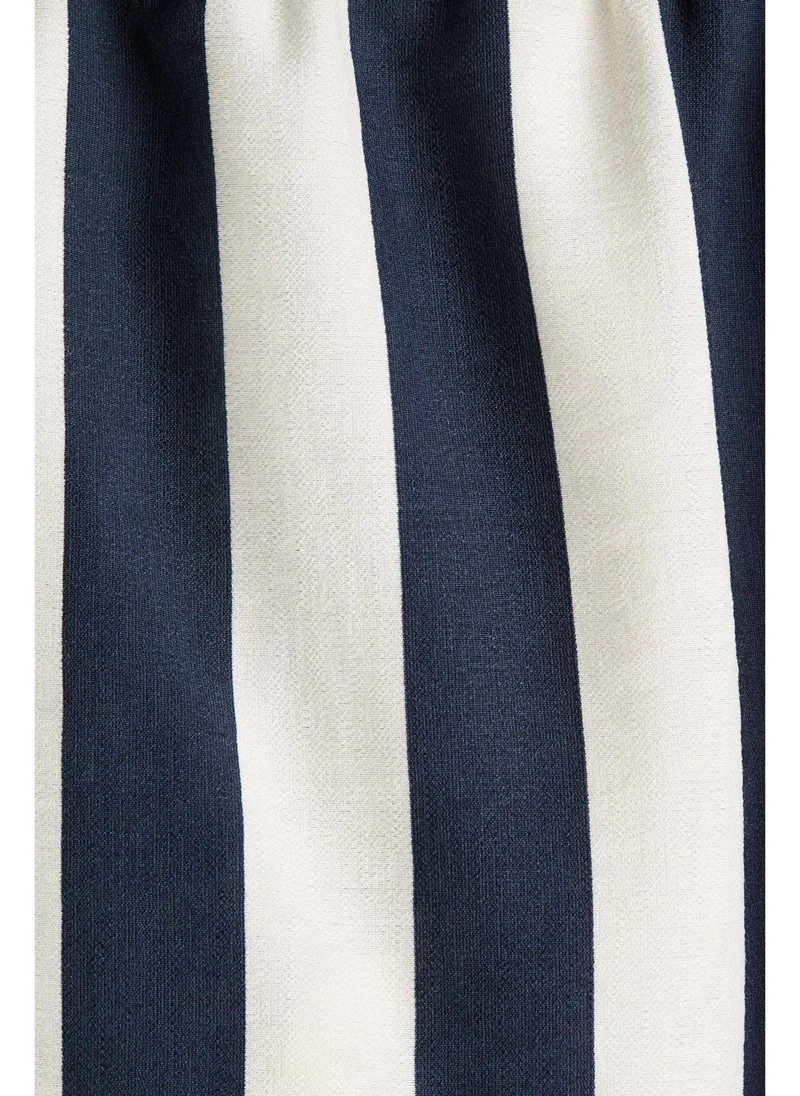 اتش اند ام Drawstring shorts