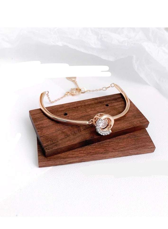 Jewelry Geometric circular bracelet - Image 1