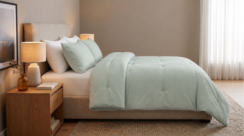 HOMETOPIA Waffle Texture Comforter Set 6 PCS, Luxury Hotel Style Bedding, King Size 264×229 cm, Soft Breathable Quilt, White Sheet Set, All Season - Image 3