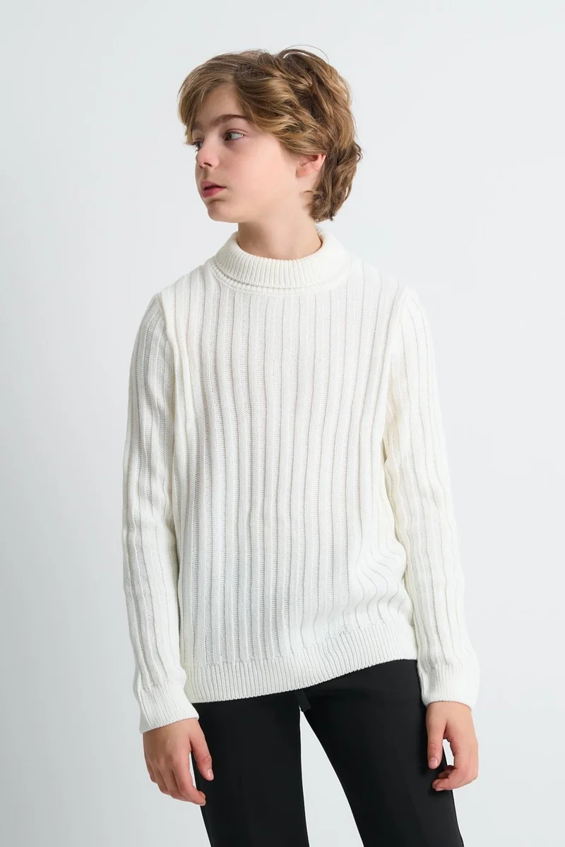 Alexander Gardi Turtleneck Long Sleeve Knitted Kids Sweater