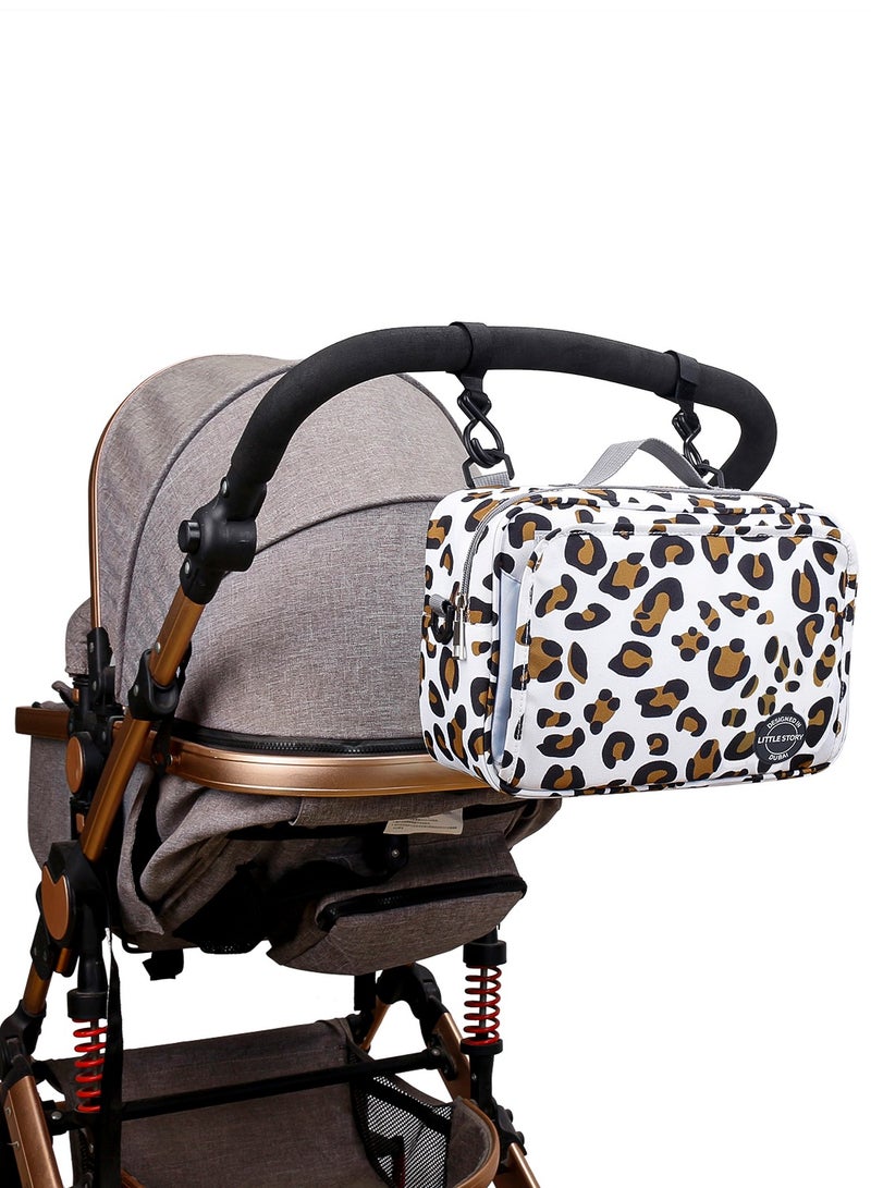 Little Story Baby Diaper Changing Clutch Kit With Detachable Shoulder Strap - Leo  - Image 4