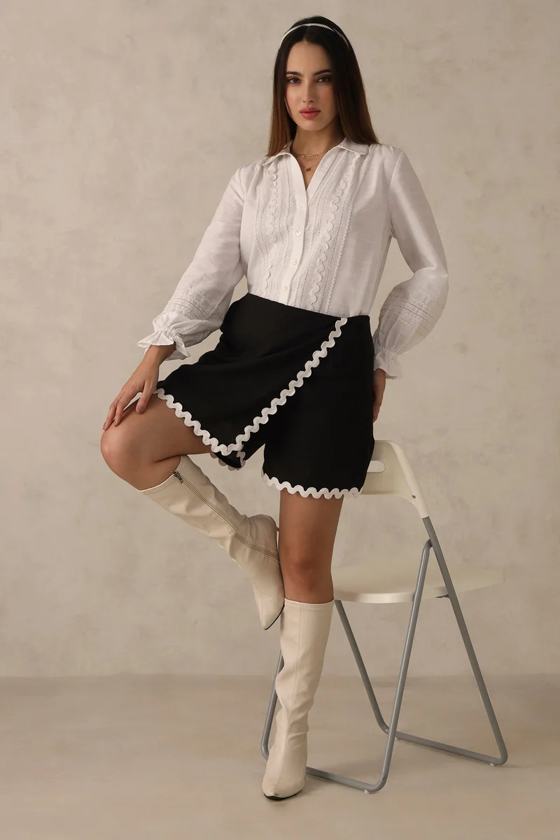 فيرجيو Solid Cotton Black Ric Rac Lace Skort for Women