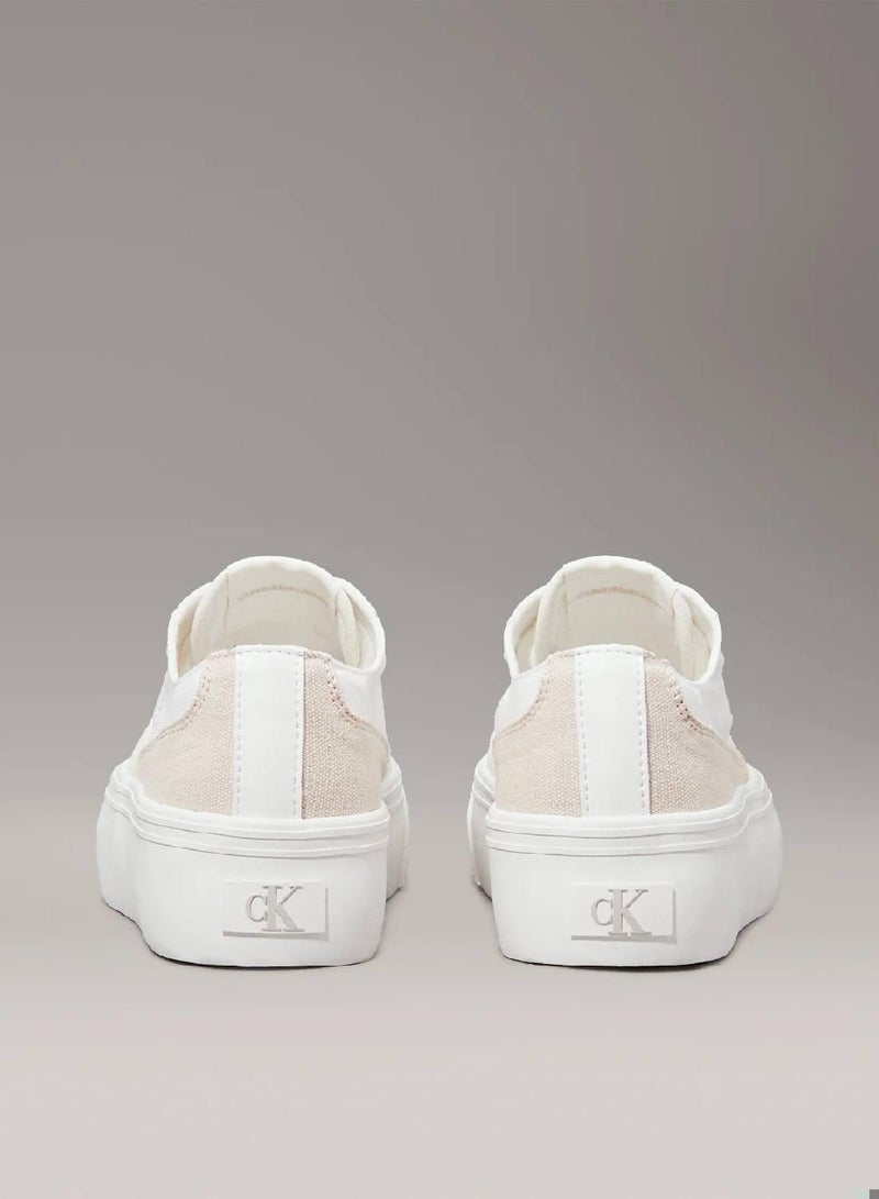 كالفن كلاين جينز حذاء رياضي بنعل سميك من الكانفاس - Image 4