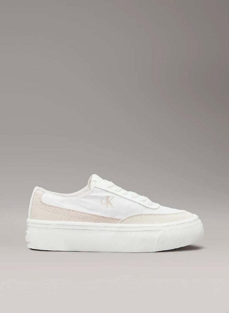كالفن كلاين جينز حذاء رياضي بنعل سميك من الكانفاس - Image 1