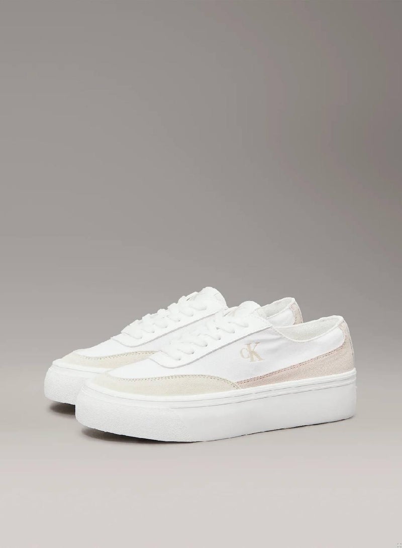 كالفن كلاين جينز حذاء رياضي بنعل سميك من الكانفاس - Image 2