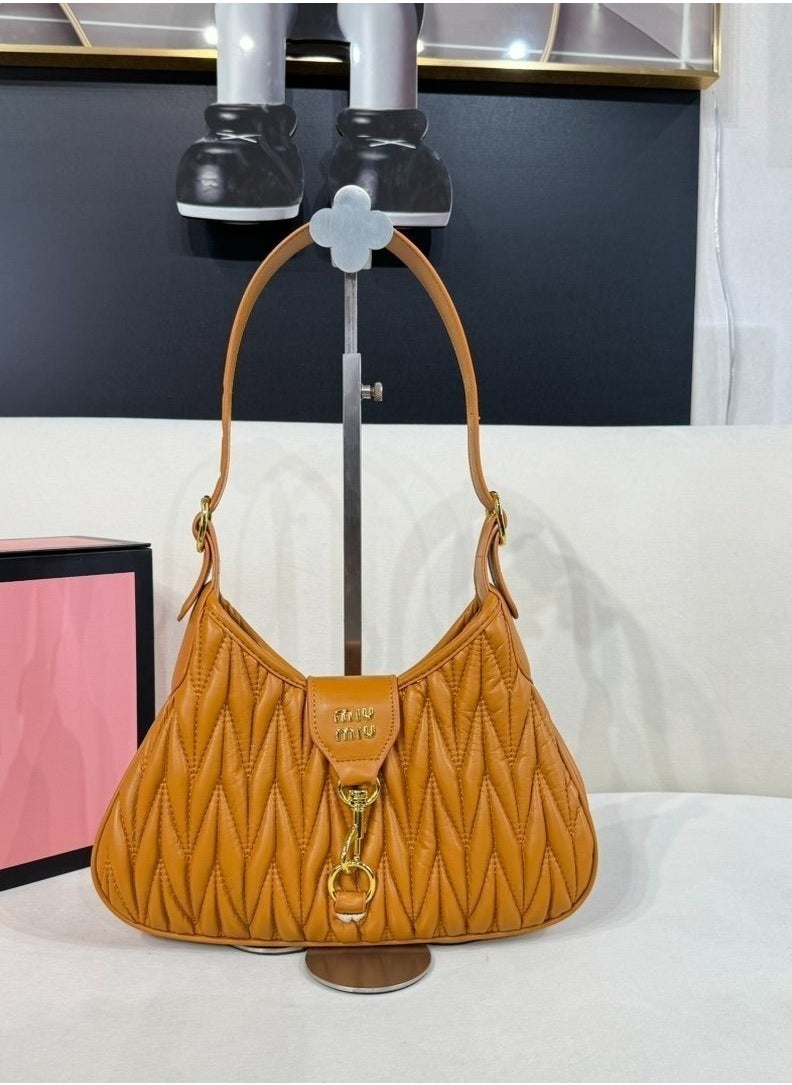 Classic Pleated Crossbody Shoulder Bag Handbag 29*20*3.5cm - pzsku/Z6942B91638F202D2C74EZ/45/_/1732711240/f575270e-5ead-4e8e-841c-441be9a92ce7