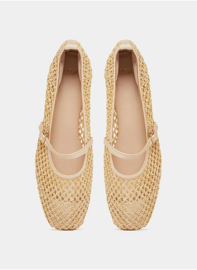 Styli Textured Woven Pointed Toe Shoes