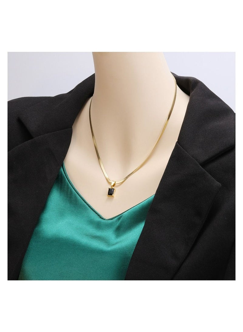 Kenzs 18k Onyx Snakebone Necklace - Image 2