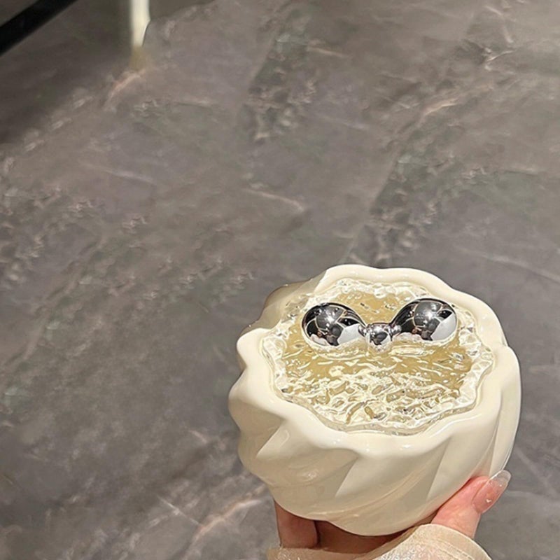 White Covered Ashtray With Ice Cream Design Slot For Small Space Ashes Container - Image 3