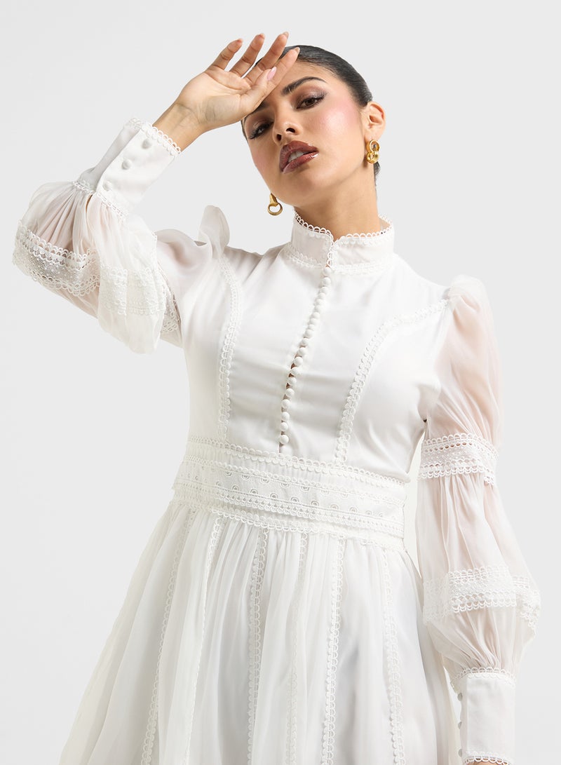 خزانة فستان مزين بالدانتيل - Image 3