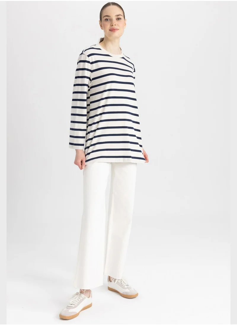ديفاكتو Crew Neck Stripe Tunic Table