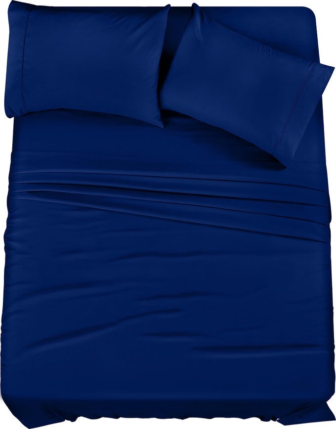 KING SHEET SET 4 PIECE BED SHEETS FOR KING SIZE BED SOFT AND BREATHABLE MICROFIBER INCLUDES 1 FITTED SHEET 1 FLAT SHEET AND 2 PILLOWCASES ROYAL BLUE