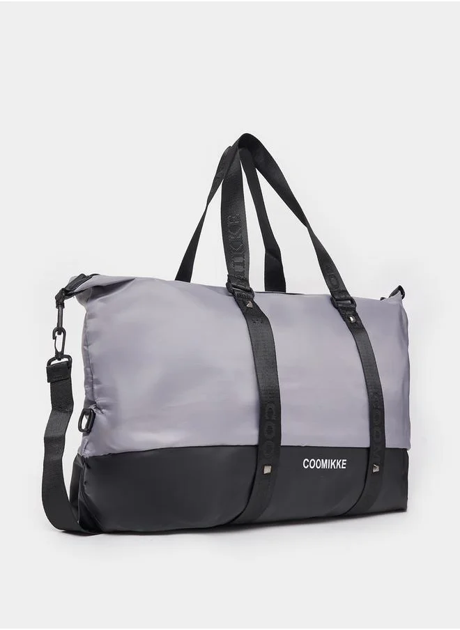 Styli Contrast Panel Zip Closure Gym Bag