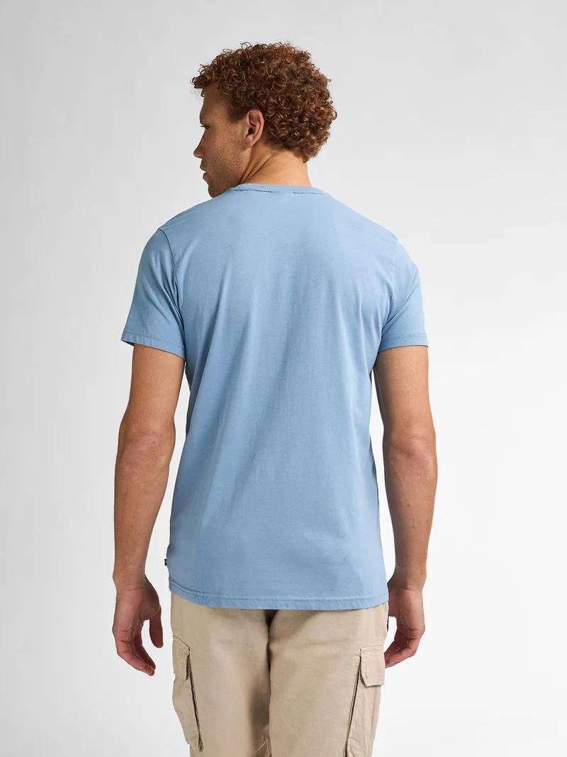 بترول اندستريز تيشيرت رجالي بأكمام قصيرة