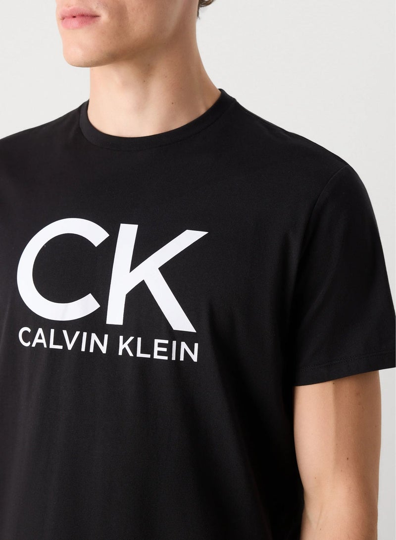Calvin Klein Jeans 30S Graphic Crew Neck T-Shirt - Image 3