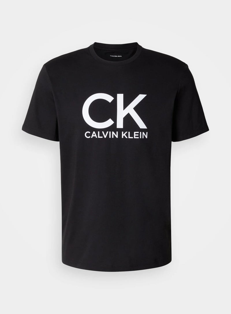 Calvin Klein Jeans 30S Graphic Crew Neck T-Shirt - Image 4